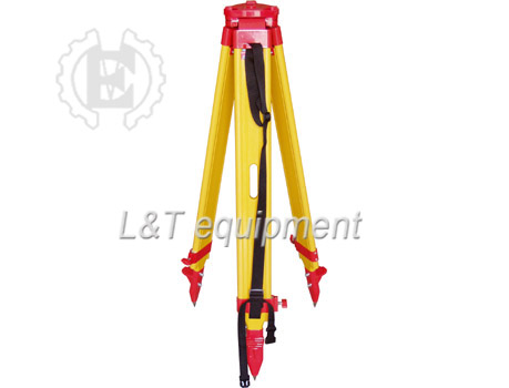 Wood/Fibreglass Tripod-Screw Lock